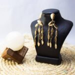 گوشواره آویز طلایی مدل برگ