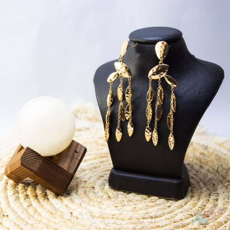 گوشواره آویز طلایی مدل برگ - Image 1