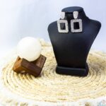 گوشواره مجلسی فول نگین مدل کلاسیک