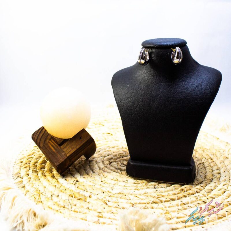 گوشواره حلقه ای نگین دار برند ژوپینگ - Image 1