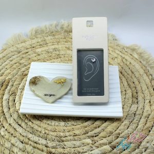 پیرسینگ گوش جواهری با میخ نقره