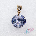 گوشواره میخی نگین‌دار الماسی - Image 2