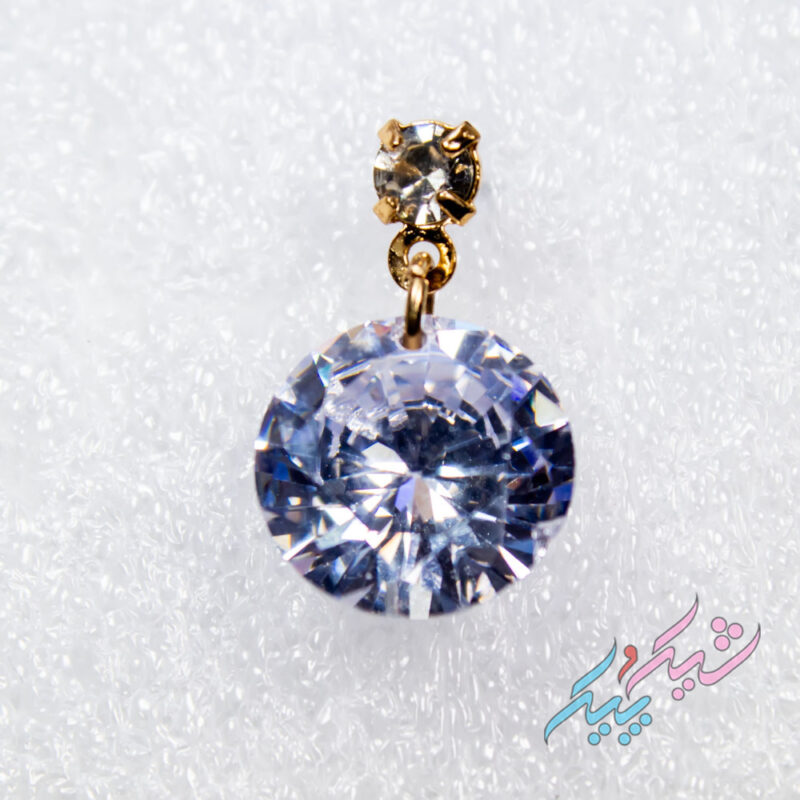 گوشواره میخی نگین‌دار الماسی - Image 2