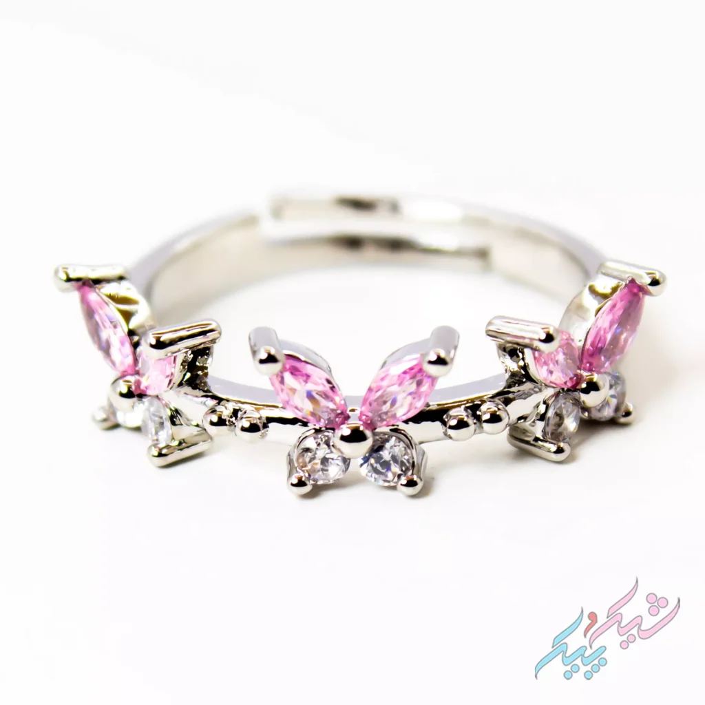 انگشتر فری سایز با طراحی پروانه‌ای و سنگ‌های درخشان