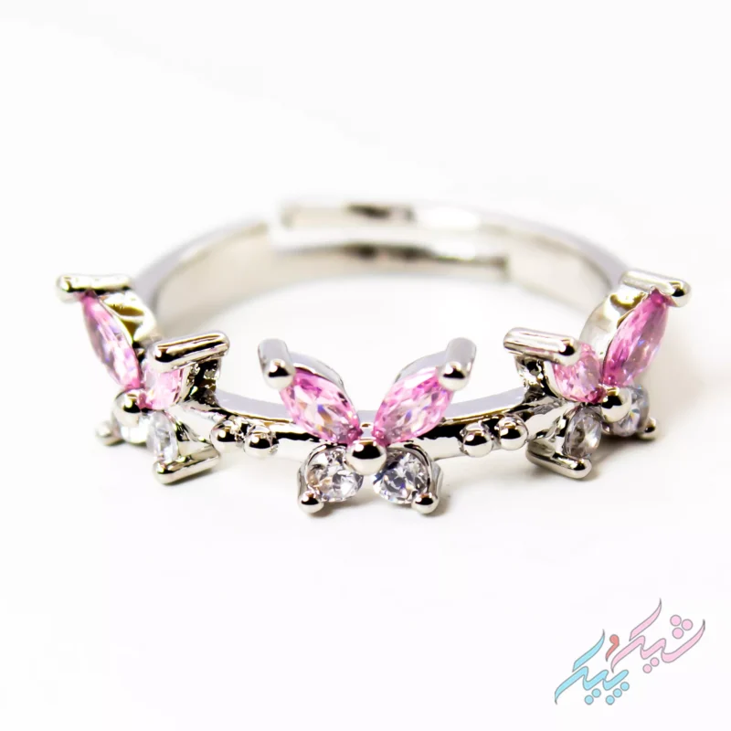 انگشتر فری سایز با طراحی پروانه‌ای و سنگ‌های درخشان