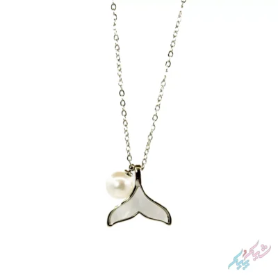 گردنبند دم وال نقره‌ای