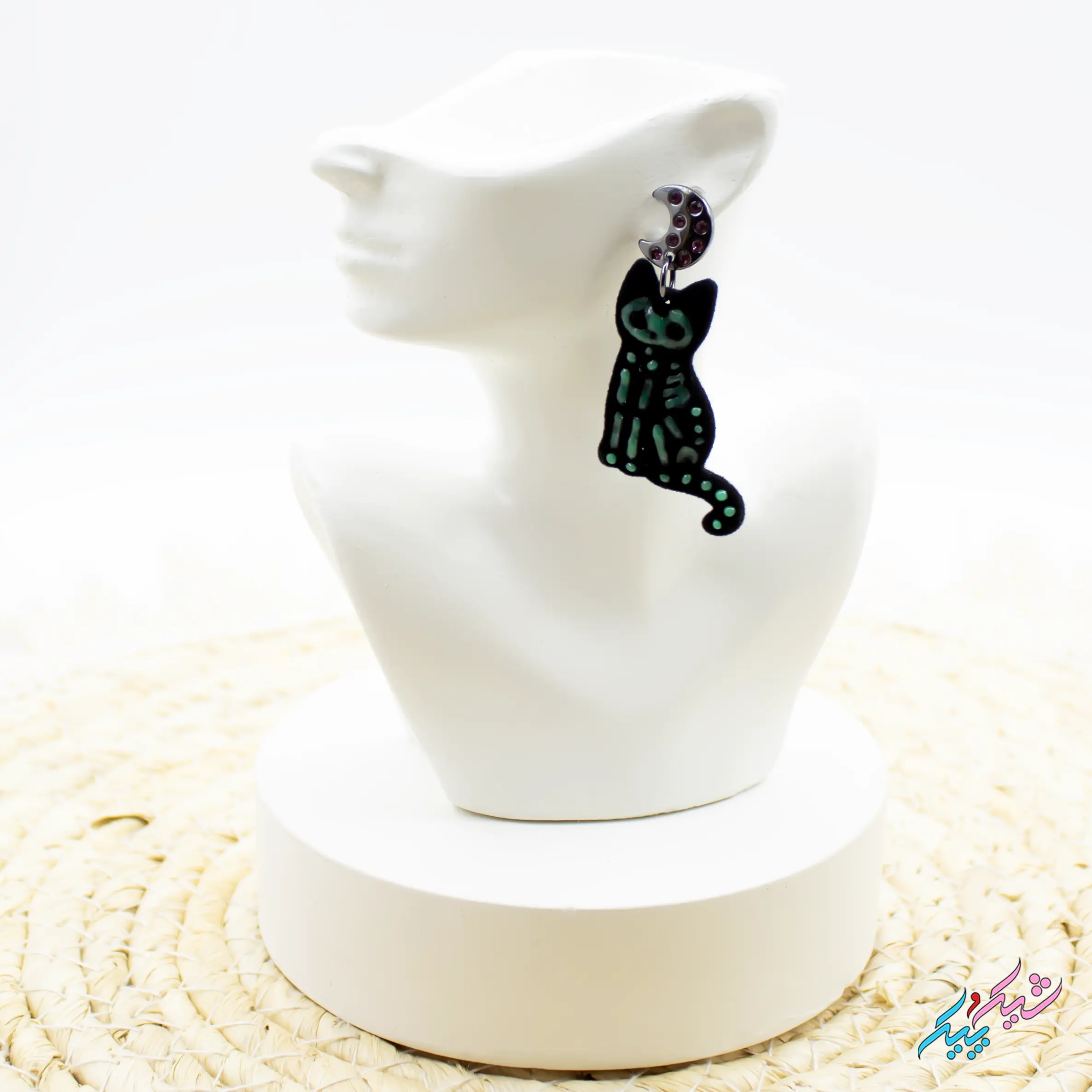 گوشواره میخی هالووین طرح گربه و اسکلت گربه شب تاب: اکسسوری خاص هالوین