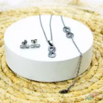 ست گوشواره، گردنبند و دستبند بی‌نهایت