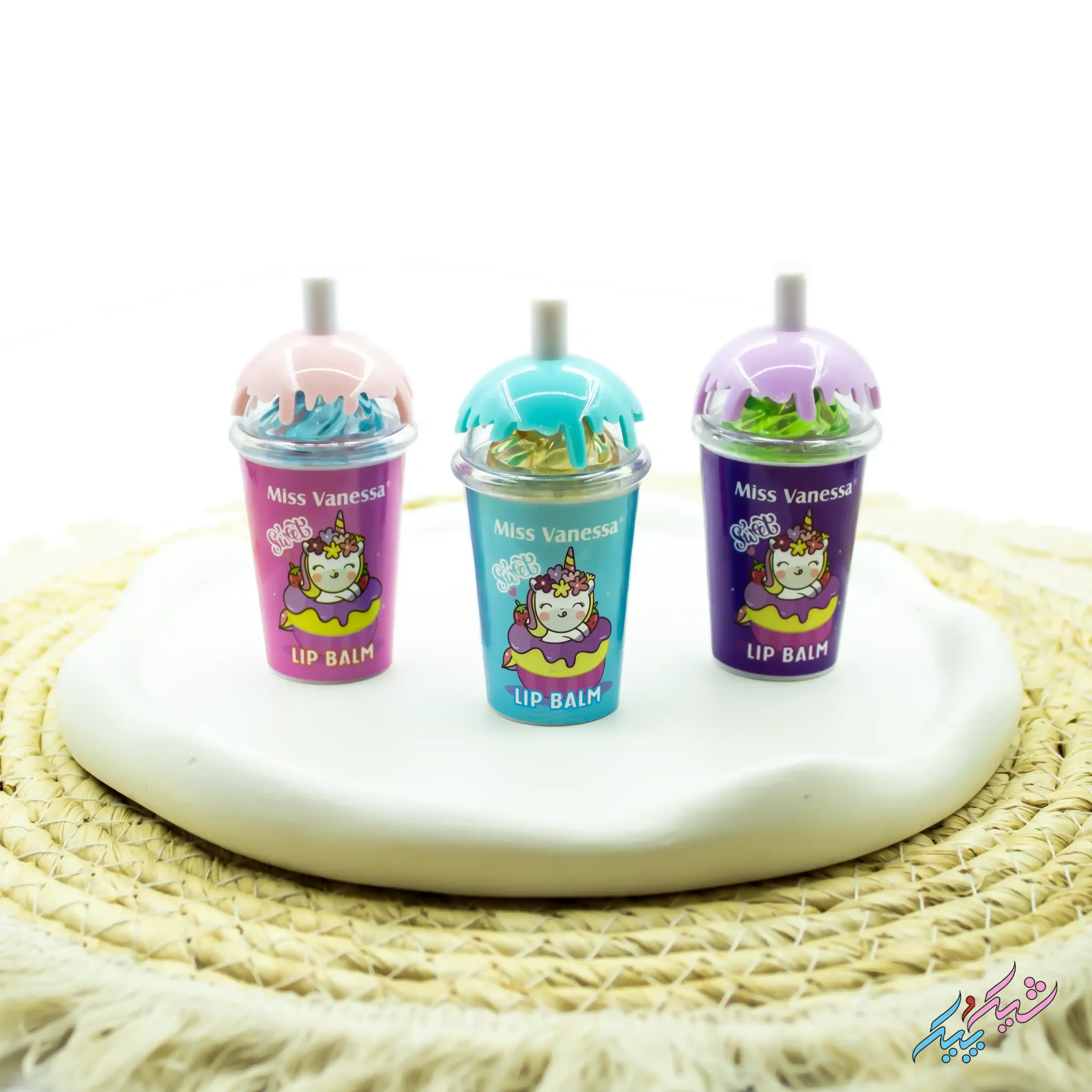 balm-1-2 بالم لب بدون رنگ مدل آیس پک