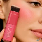 رژ گونه مایع با براش سر خود | 3Q Beauty (Cheeky Love Liquid Blusher)
