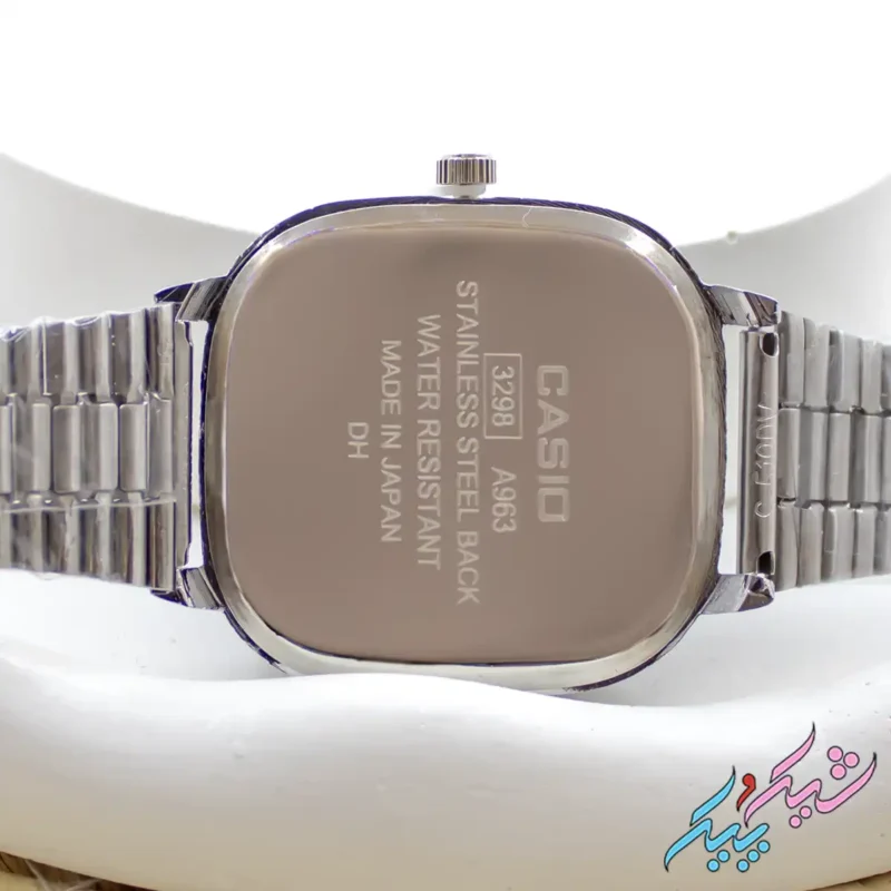 ساعت مچی مردانه اولد مانی طرح کاسیو با صفحه قرمز و بند استیل با تقویم فعال - Image 4