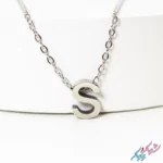 خرید گردنبند حرف S انگلیسی استیل