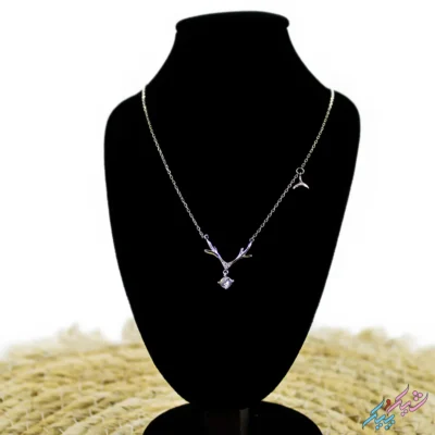 گردنبند نقره 925 طرح شاخ گوزن و دم وال با روکش آب رادیوم