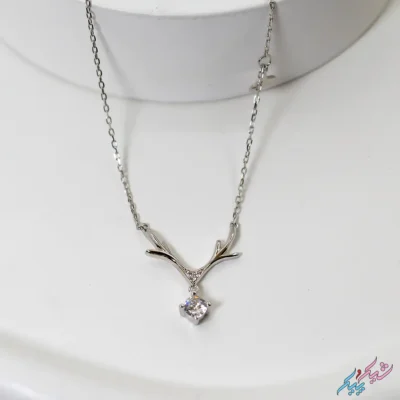 گردنبند نقره 925 طرح شاخ گوزن و دم وال با روکش آب رادیوم