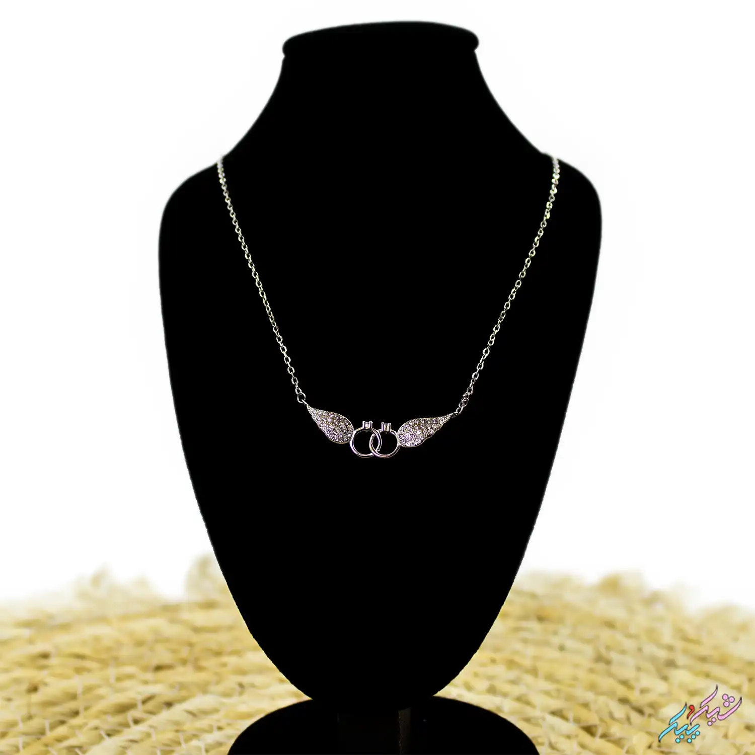 silver-Necklace-2-1.webp گردنبند نقره ۹۲۵ «دو حلقه متصل بالدار»