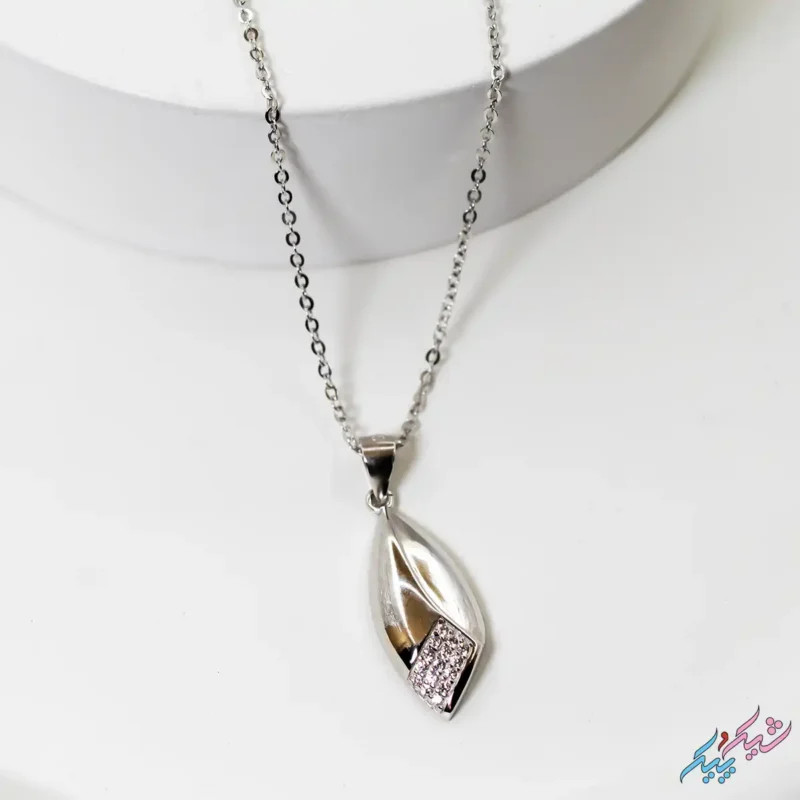 گردنبند نقره ۹۲۵ مدل لوفی (طرح برگ)