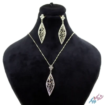 نیم ست نقره ۹۲۵ طرح لوزی (Rhodium Plated) | لوکس، نگین‌دار و آبکاری رادیوم