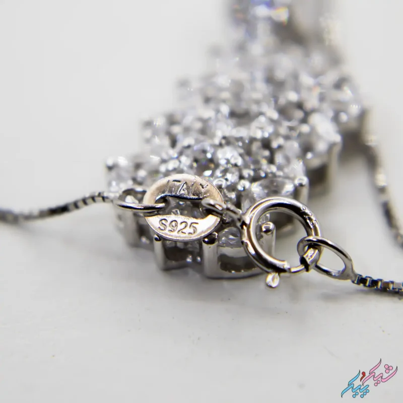 نیم ست نقره ۹۲۵ «تاج زمرد»