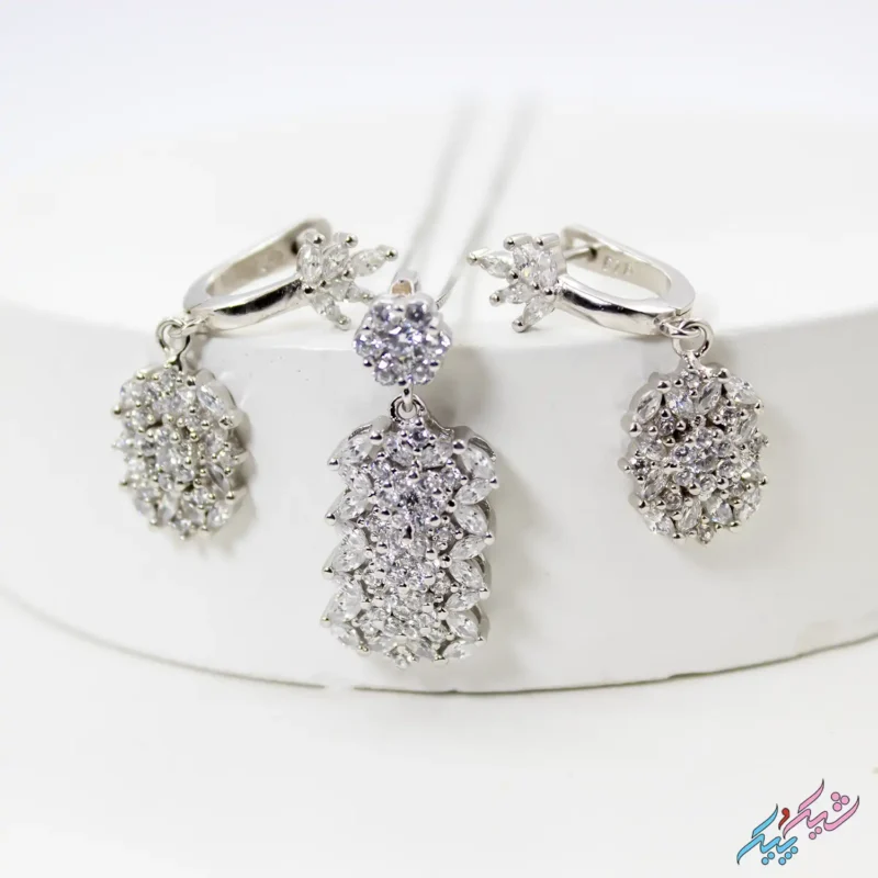 نیم ست نقره ۹۲۵ «تاج زمرد»