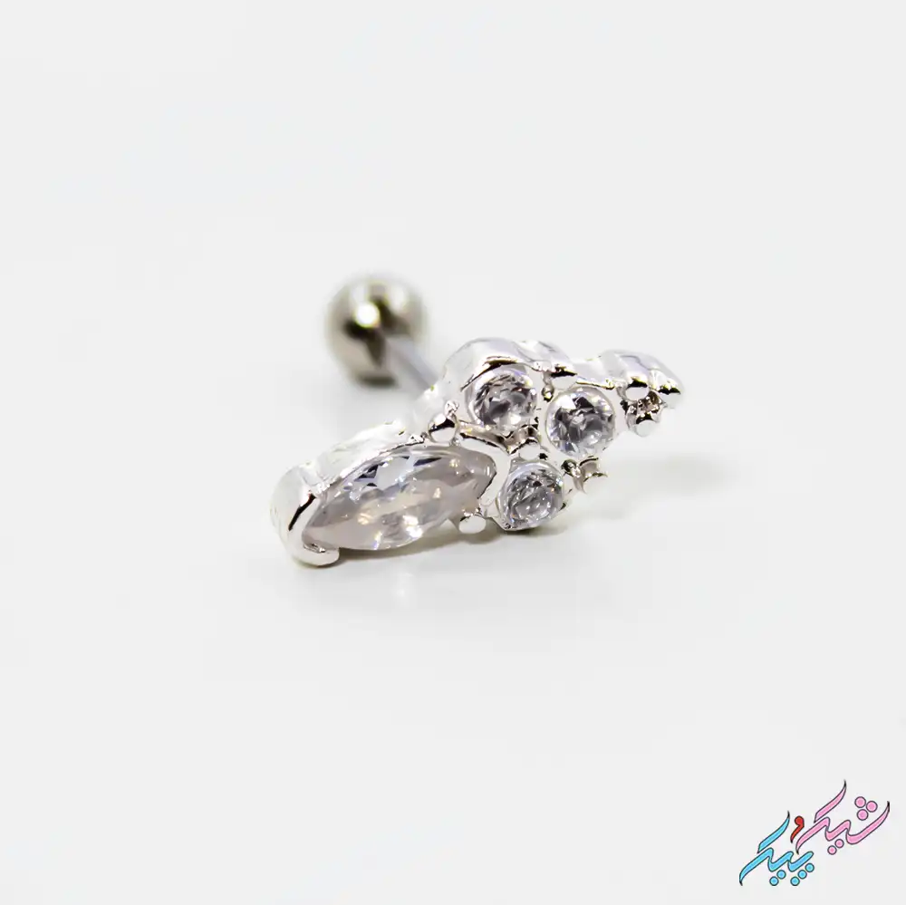 piercing-ear-1-2 پیرسینگ گوش نگین دار برند محبوب SIX
