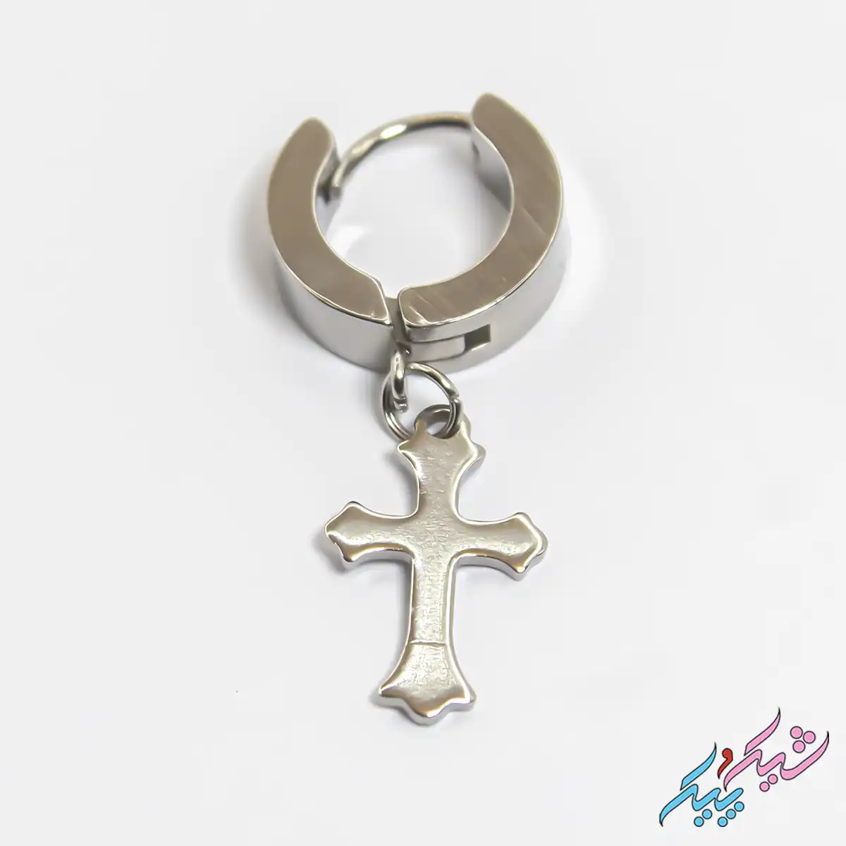 pircing-19-1 پیرسینگ گوش حلقه ای با آویز صلیب استیل | شیک و پیک - تصویر 1